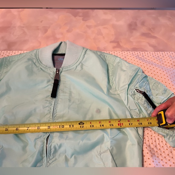 Alpha Industries Jacket Size Small - Picture 11 of 12